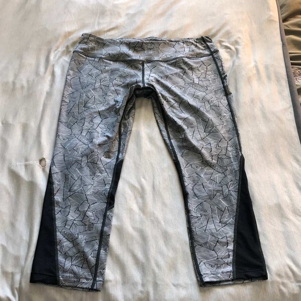 Geometric Patterned Leggings - image 1